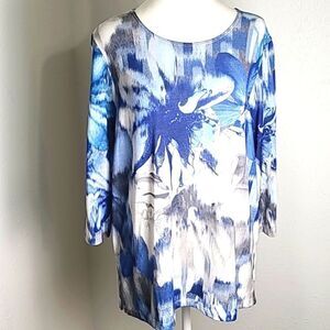 Alfred Dunner Pullover Top, Watercolor Blues & White Designs, Size Medium